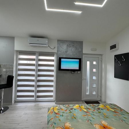 Mitic Apartmani 1 Ni Kültér fotó