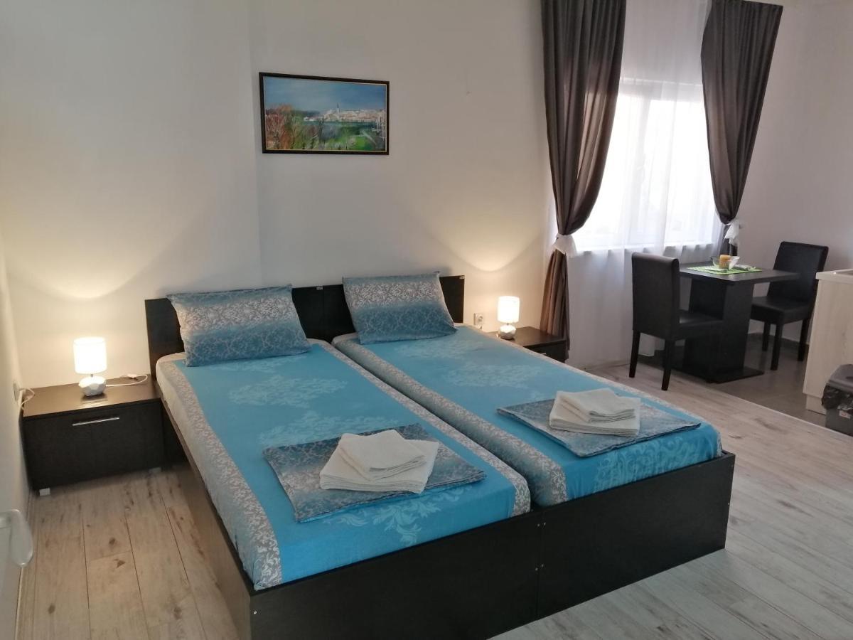 Mitic Apartmani 1 Ni Kültér fotó