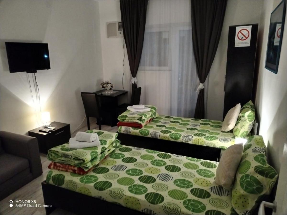 Mitic Apartmani 1 Ni Kültér fotó
