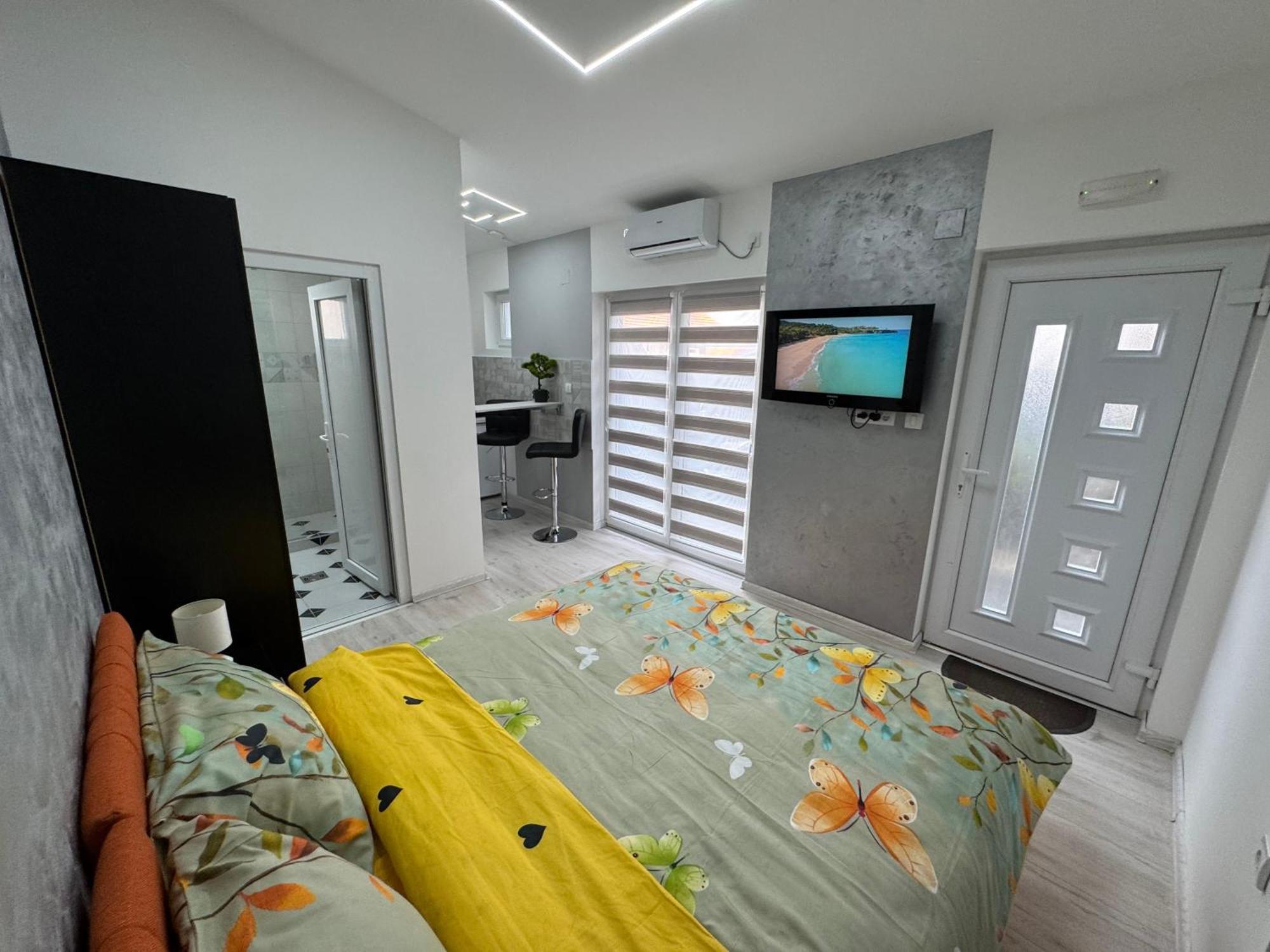 Mitic Apartmani 1 Ni Kültér fotó